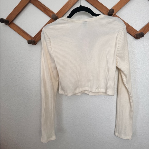 wild fable cream sweater - Picture 3 of 3